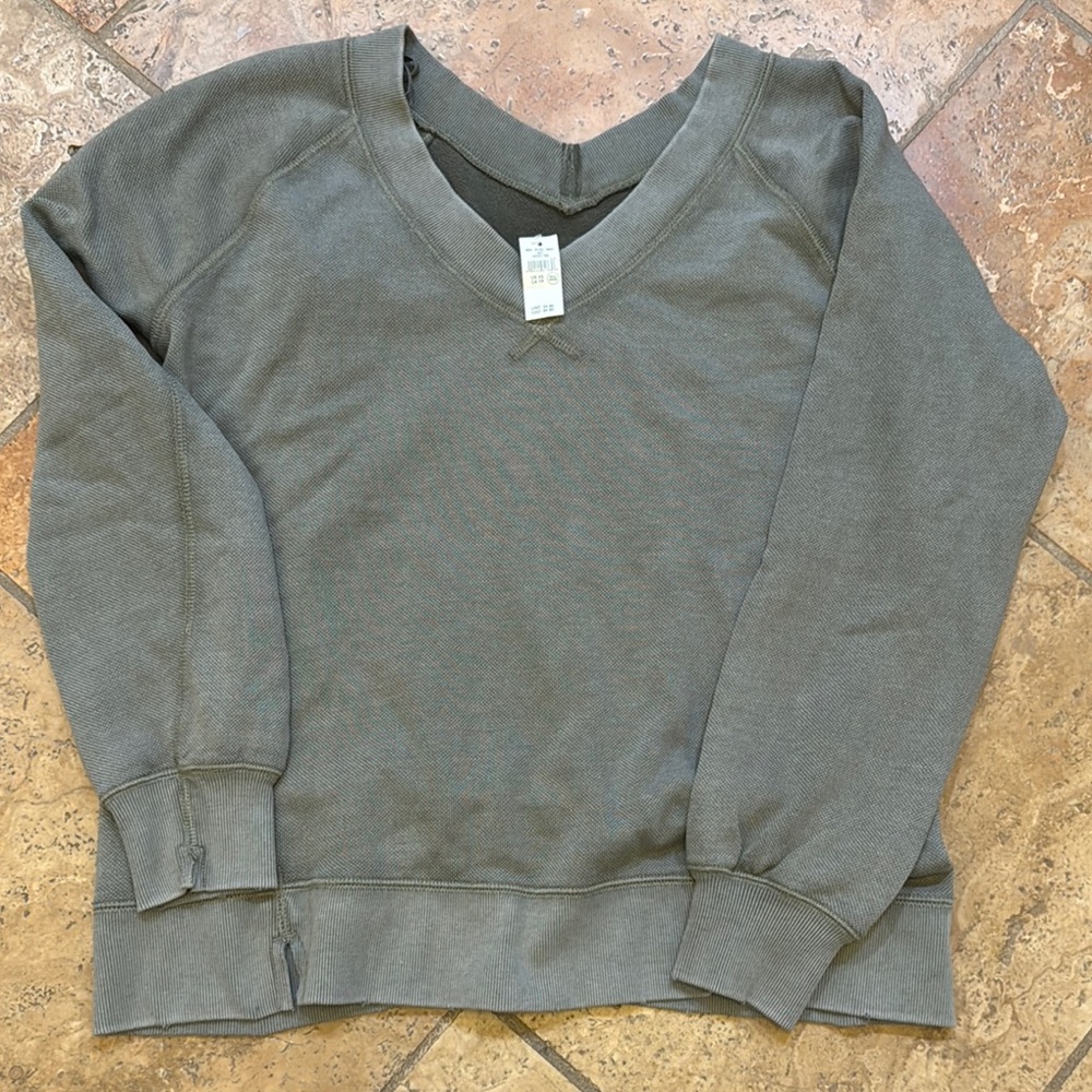 Aerie Downtime Textured V-Neck Sweatshirt